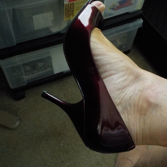 BCBG Wine Colored OpenToe Patent Leather Heels - Picture 3 of 5